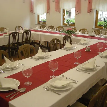 Guest house Turisticna Kmetija Logar Grahovo