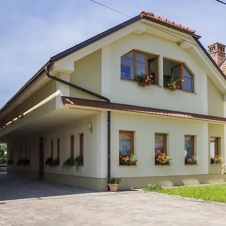 Turisticna Kmetija Logar Guest house 3*
